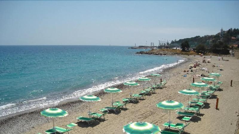Hotel Lora Rda Luxury Бордихера Екстериор снимка