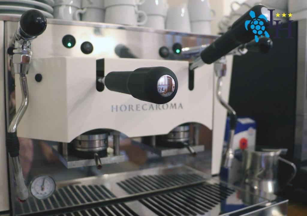 Hotel Lora Rda Luxury Бордихера Екстериор снимка