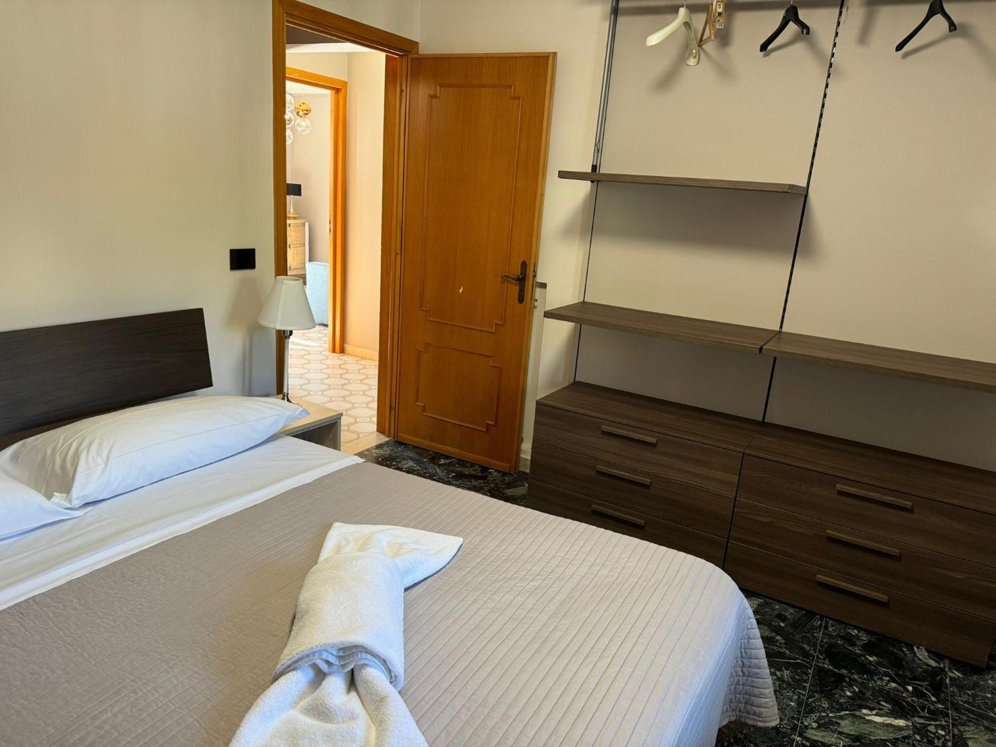 Hotel Lora Rda Luxury Бордихера Екстериор снимка