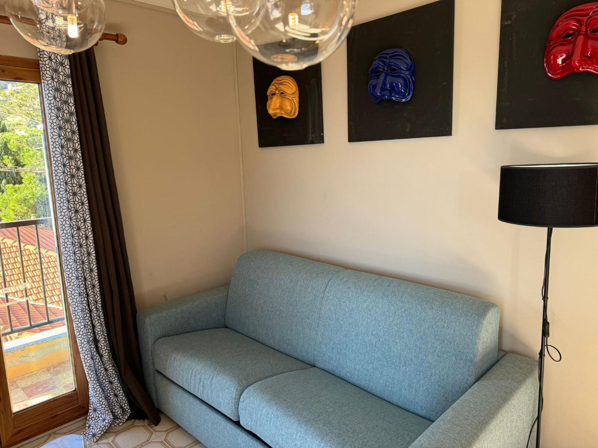 Hotel Lora Rda Luxury Бордихера Екстериор снимка